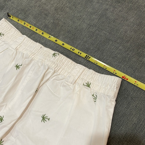 Basic edition, capris white with embroidered green palm trees size LG 24-144 - Picture 9 of 9